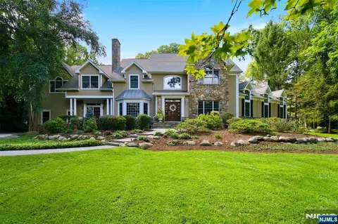 168 Birch Rd, Franklin Lakes, NJ 07417