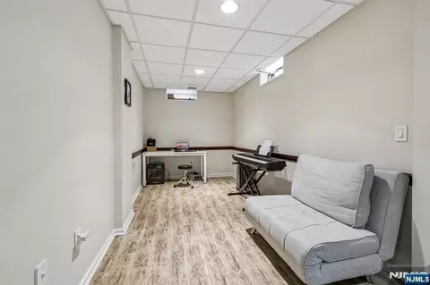 Other - 745 Gettysburg Pl, Paramus, NJ 07652 photo 8 of 9