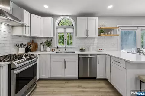 Kitchen - 745 Gettysburg Pl, Paramus, NJ 07652 photo 3 of 3
