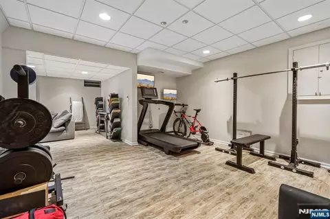 Other - 745 Gettysburg Pl, Paramus, NJ 07652 photo 6 of 9