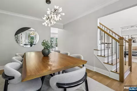 Dining - 745 Gettysburg Pl, Paramus, NJ 07652 photo 3 of 3