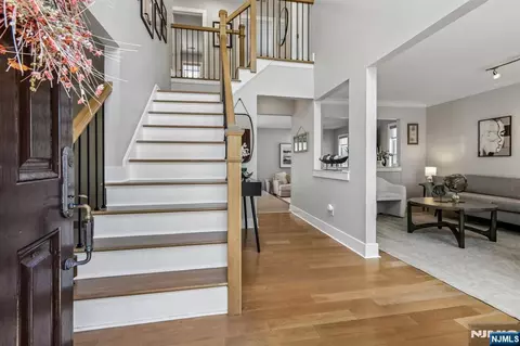 Entry Way - 745 Gettysburg Pl, Paramus, NJ 07652 photo 1 of 10