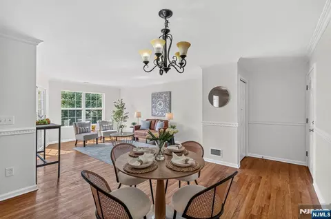 Dining - 45 Parkside Ct, Wayne, NJ 07470 photo 3 of 3