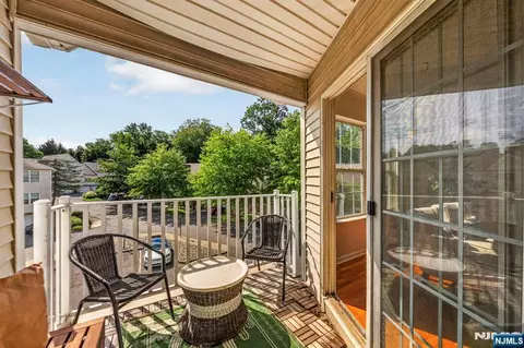 Exterior - 45 Parkside Ct, Wayne, NJ 07470 photo 3 of 6