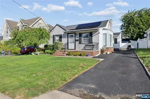 2-23 Berdan Ave, Fair Lawn, NJ 07410