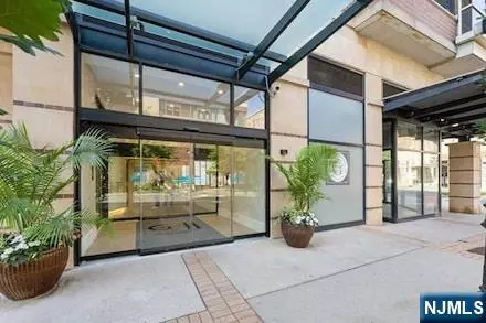 20 Ave At Port Imperial #212, West New York, NJ 07093