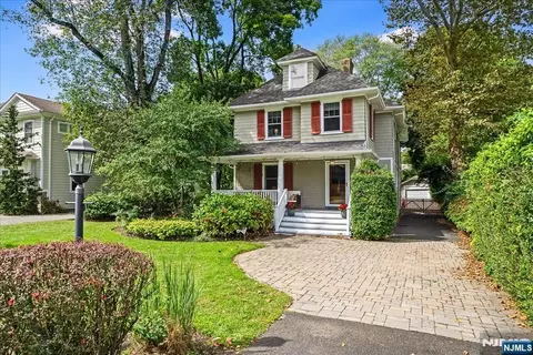 140 John St, Ridgewood, NJ 07450