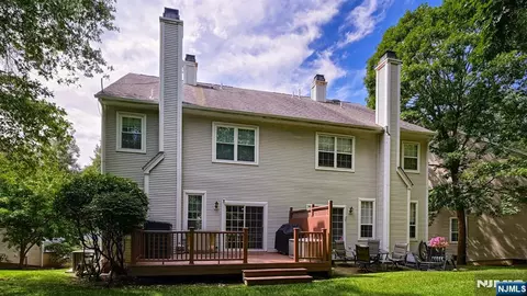 Exterior - 66 Whimble Ct, Wayne, NJ 07470 photo 4 of 4