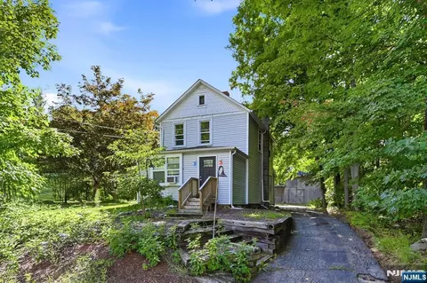 655 Macopin Rd, West Milford, NJ 07480