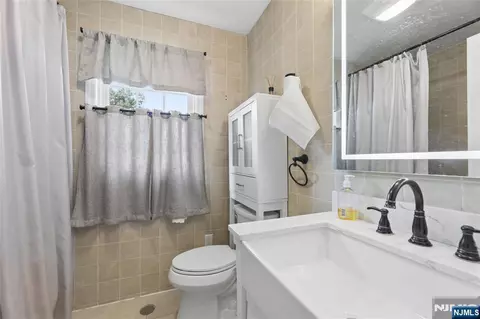Bath - 238 Monroe Ave, Paramus, NJ 07652 photo 6 of 6