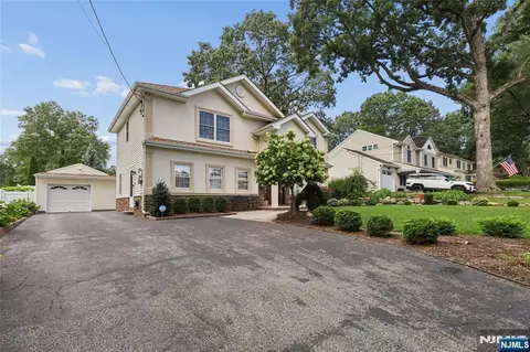 Exterior - 238 Monroe Ave, Paramus, NJ 07652 photo 6 of 9