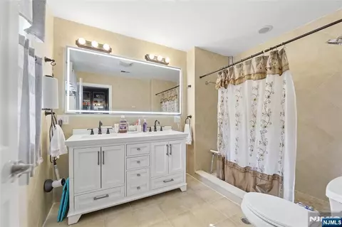 Bath - 238 Monroe Ave, Paramus, NJ 07652 photo 2 of 6