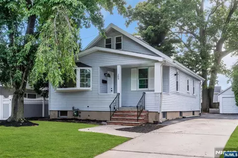 209 Michigan Ave, Kenilworth, NJ 07033