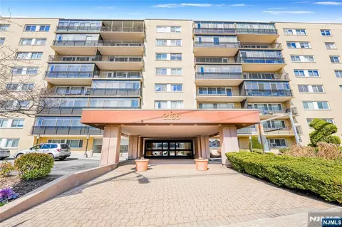 2185 Lemoine #5B, Fort Lee, NJ 07024