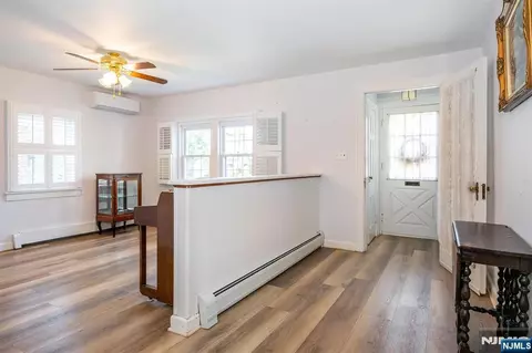 Entry Way - 325 Terhune Ave, Passaic, NJ 07055 photo 2 of 7