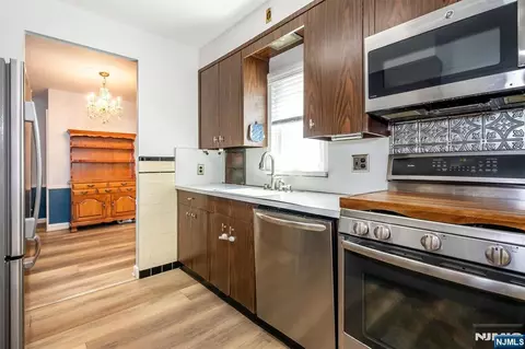 Kitchen - 325 Terhune Ave, Passaic, NJ 07055 photo 2 of 2