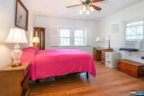 Bedroom - 325 Terhune Ave, Passaic, NJ 07055 photo 1 of 4