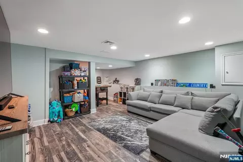Other - 122 Maplewood Ave, Wayne, NJ 07470 photo 8 of 9