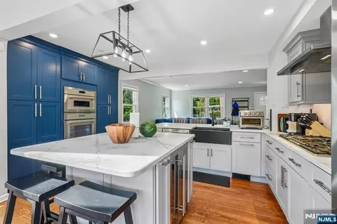 Kitchen - 122 Maplewood Ave, Wayne, NJ 07470 photo 3 of 5