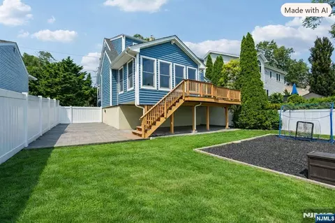 Exterior - 122 Maplewood Ave, Wayne, NJ 07470 photo 6 of 8