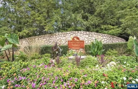 1198 Richmond Rd, Mahwah, NJ 07430