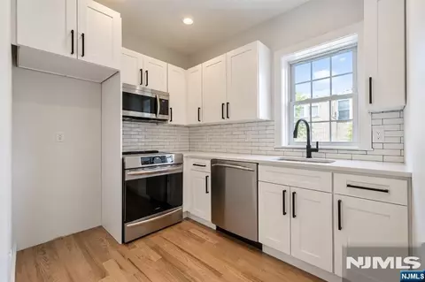 2215 Grier Ave, Linden, NJ 07036