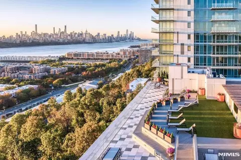 320 Adolphus Ave #408, Cliffside Park, NJ 07010