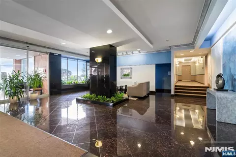 Entry Way - 280 Prospect Ave #5C, Hackensack, NJ 07601 photo 1 of 2
