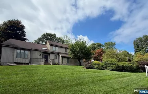 669 Alexander Ct, River Vale, NJ 07675