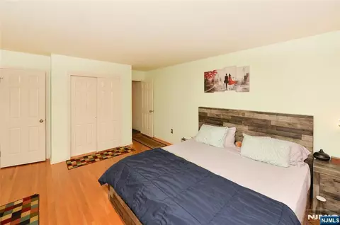Bedroom - 27 Tanager Ct, Wayne, NJ 07470 photo 3 of 6