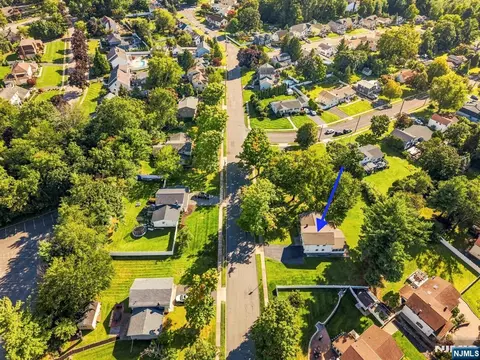 View/Area - 33 Waling Dr, Wayne, NJ 07470 photo 5 of 6