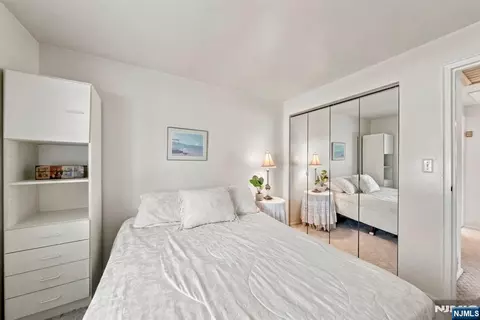 Bedroom - 33 Waling Dr, Wayne, NJ 07470 photo 5 of 6