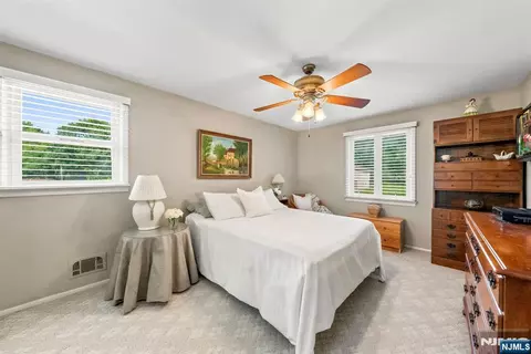 Bedroom - 33 Waling Dr, Wayne, NJ 07470 photo 1 of 6