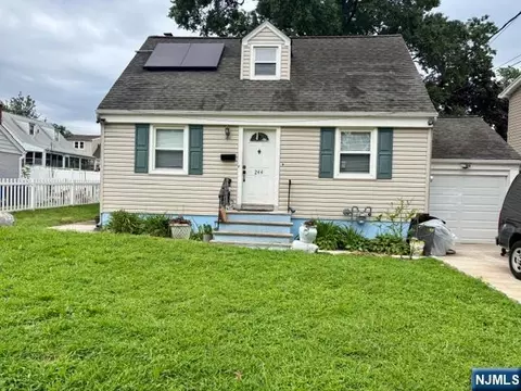 244 Palsa Ave, Elmwood Park, NJ 07407