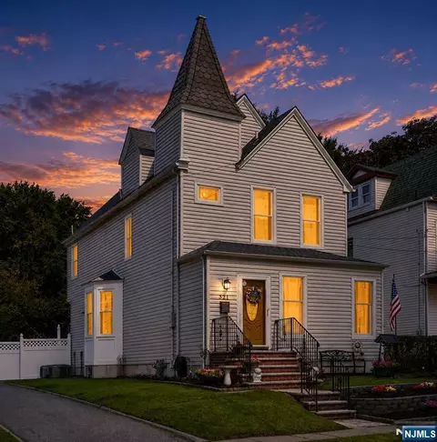 371 2nd Ave, Lyndhurst, NJ 07071