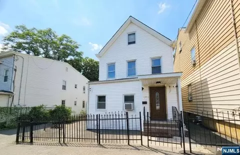 109 N 7th St, Paterson, NJ 07522
