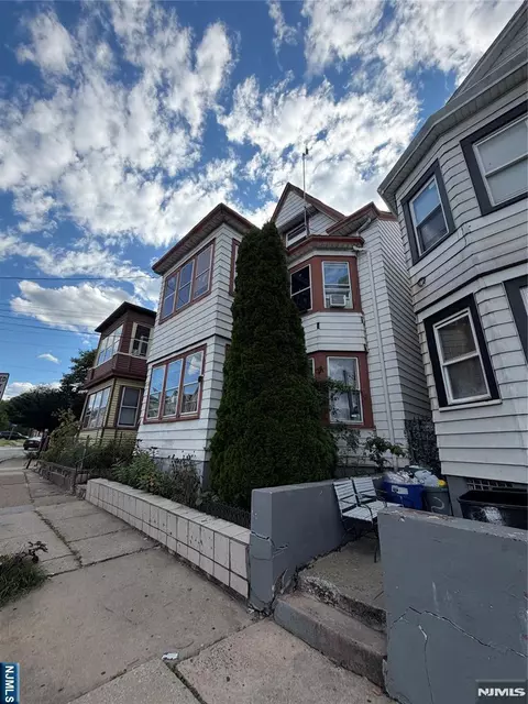 1028 Madison Ave, Paterson, NJ 07501