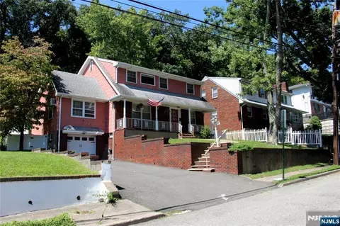 16 Prospect St, Hawthorne, NJ 07506