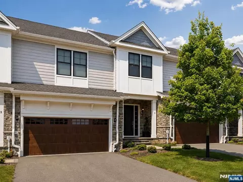 5 St Andrews Cir, River Vale, NJ 07675