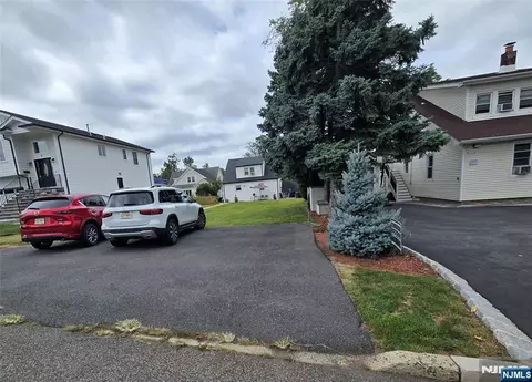 229 River Dr, Elmwood Park, NJ 07407