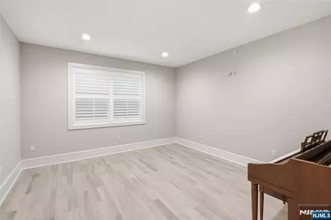 Other - 2 Churchill Ct, Paramus, NJ 07652 photo 9 of 11