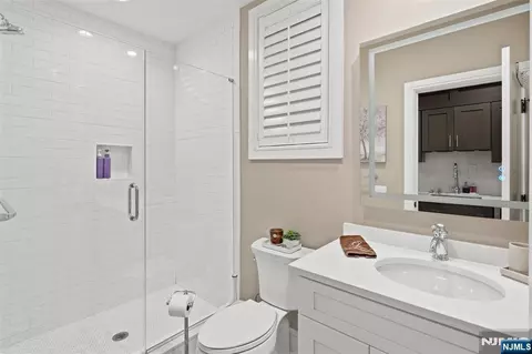 Bath - 2 Churchill Ct, Paramus, NJ 07652 photo 7 of 7