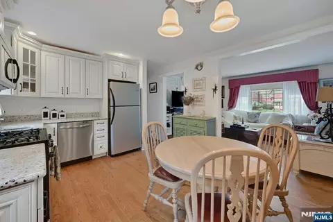 Kitchen - 10 Knickerbocker Rd, Demarest, NJ 07627 photo 2 of 3