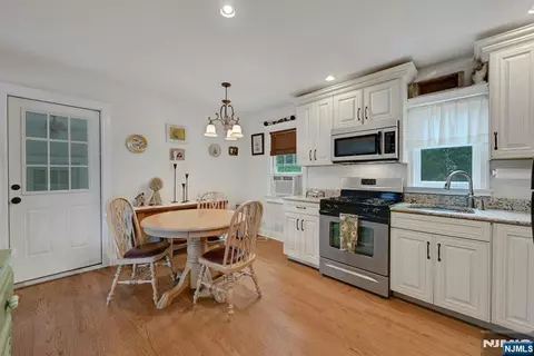 Kitchen - 10 Knickerbocker Rd, Demarest, NJ 07627 photo 1 of 3