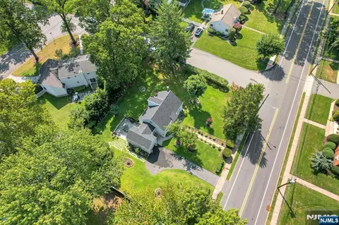 View/Area - 10 Knickerbocker Rd, Demarest, NJ 07627 photo 4 of 6