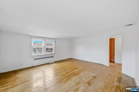 Living - 98 Baldwin Pl, Bloomfield, NJ 07003 photo 1 of 1