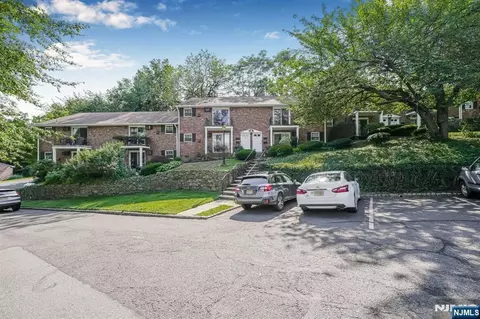 320 South St #18H, Morristown, NJ 07960