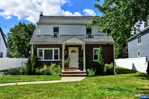 420 S Prospect Ave, Bergenfield, NJ 07621