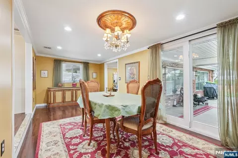 Dining - 20 Leonard Ter, Wayne, NJ 07470 photo 2 of 2