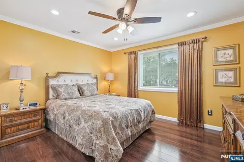 Bedroom - 20 Leonard Ter, Wayne, NJ 07470 photo 2 of 4